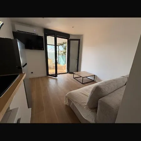 T2 Lumineux Avec Terrasse, A Deux Pas De La * Leucate